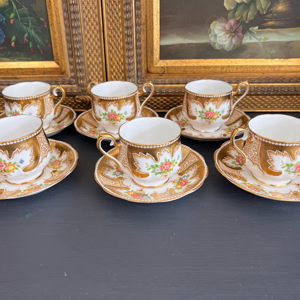 Elegant Floral Tea Cup and Saucer Set - Picture 2 of 9